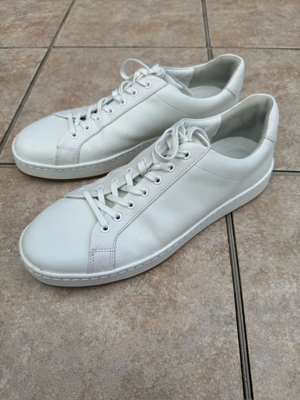 ALLEN EDMONDS BARNES LEATHER LACE-UP SNEAKER WHITE